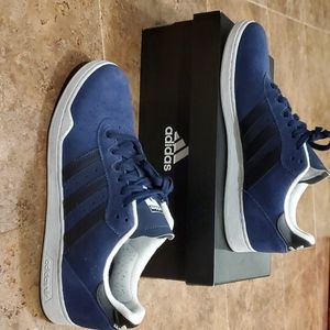 Adidas Ronan skateboard shoes